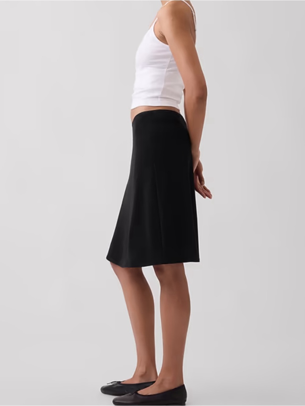 Vintage y2k GAP Black A-Line Gored Midi Skirt with Flare Hem
